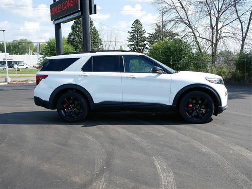 2024 Ford Explorer ST