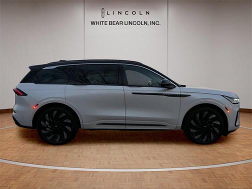 2024 Lincoln Nautilus Black Label