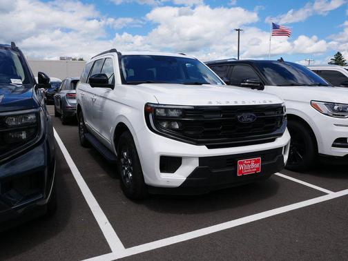 White Metallic 2025 Ford Expedition Active