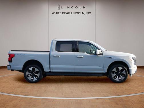 2024 Ford F-150 Lightning Platinum