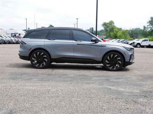 2024 Lincoln Nautilus Reserve