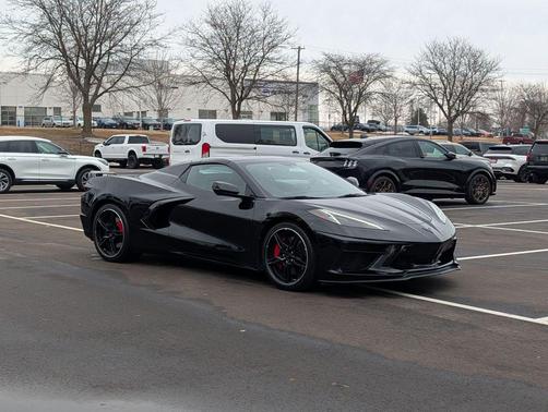 2023 Chevrolet Corvette Stingray w/3LT