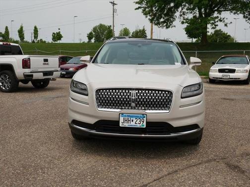 2022 Lincoln Nautilus Reserve