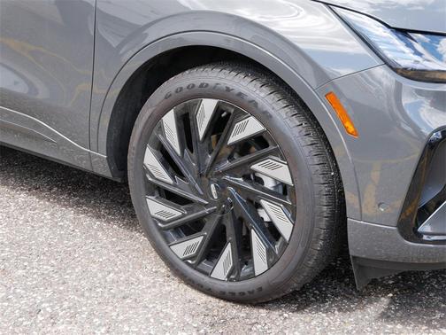 2024 Lincoln Nautilus Black Label