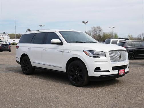 2023 Lincoln Navigator Reserve
