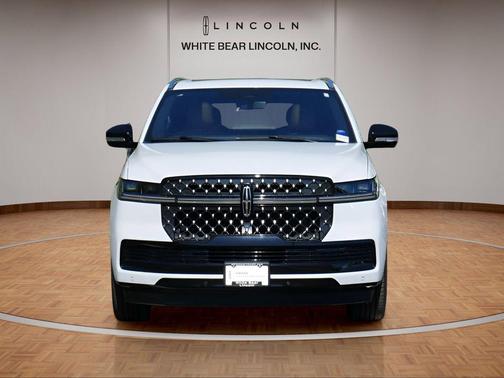 Crystal White 2025 Lincoln Navigator Black Label