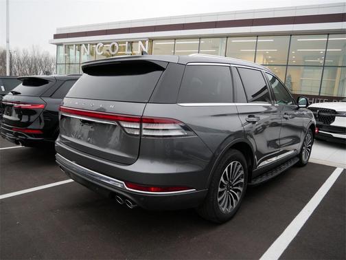 2023 Lincoln Aviator Standard AWD