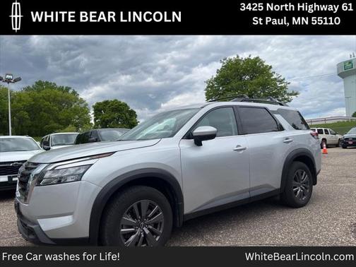 2023 Nissan Pathfinder SV 4WD