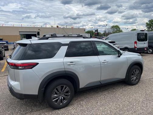 2023 Nissan Pathfinder SV 4WD