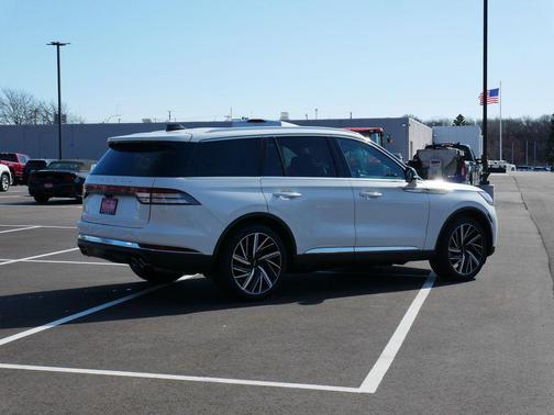 Pristine White Metallic Tri-Coat 2025 Lincoln Aviator Reserve AWD