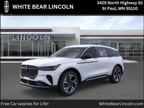 White Platinum Metallic Tri-Coat 2026 Lincoln Nautilus Premiere