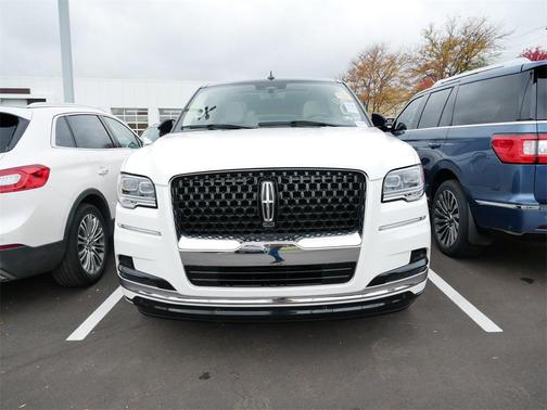2024 Lincoln Navigator Black Label