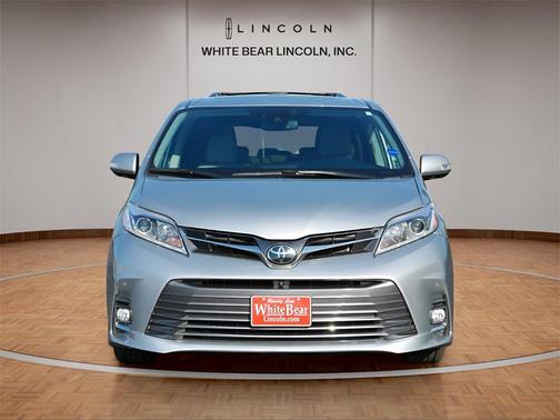 2020 Toyota Sienna Limited Premium
