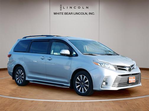 2020 Toyota Sienna Limited Premium