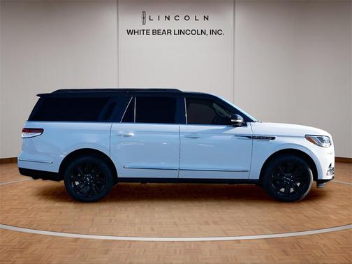 2024 Lincoln Navigator Black Label
