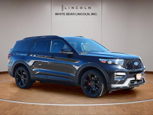 Agate Black Metallic 2024 Ford Explorer ST