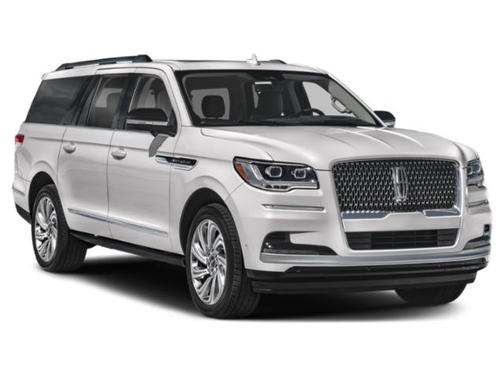 Pristine White Metallic Tri-Coat 2024 Lincoln Navigator Reserve