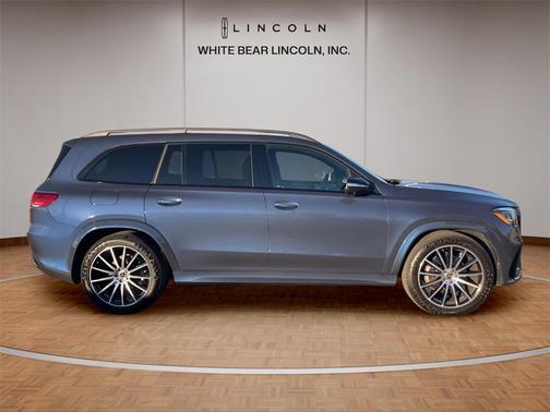 2025 Mercedes-Benz GLS 450 4MATIC