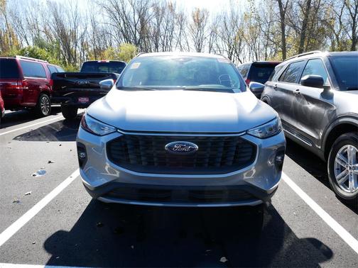 2024 Ford Escape PHEV SE