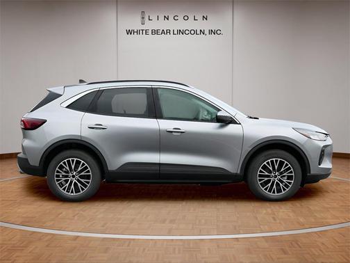 2024 Ford Escape PHEV SE
