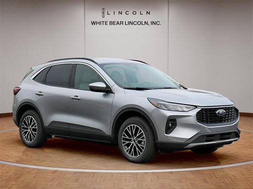 2024 Ford Escape PHEV SE