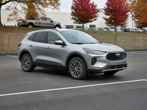 2024 Ford Escape PHEV SE