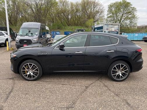 2022 Maserati Levante Modena