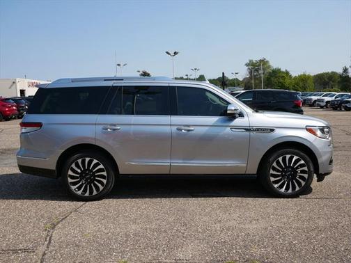 2024 Lincoln Navigator Black Label