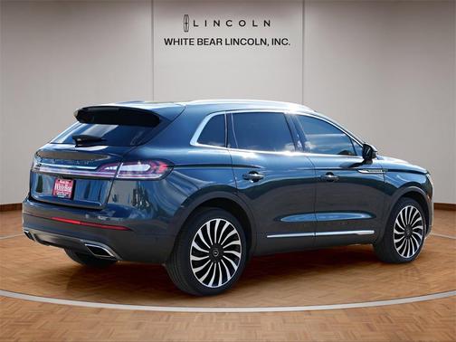 2023 Lincoln Nautilus Black Label