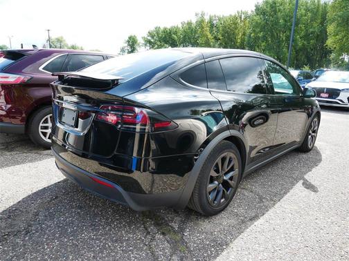 2024 Tesla Model X Long Range