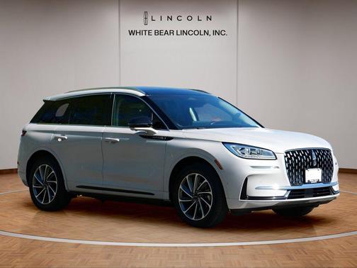 Pearl Metallic 2024 Lincoln Corsair Grand Touring