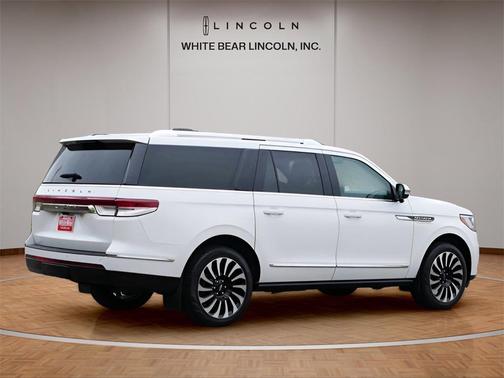 2024 Lincoln Navigator Black Label