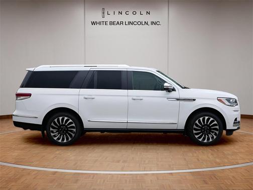 2024 Lincoln Navigator Black Label