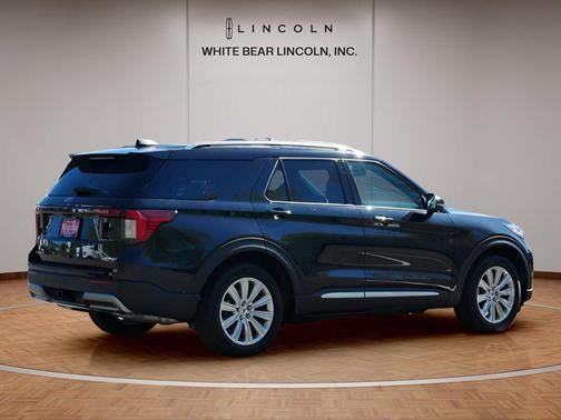 Black Metallic 2025 Ford Explorer Platinum