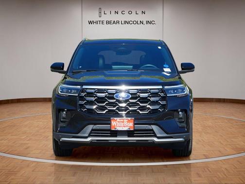 Black Metallic 2025 Ford Explorer Platinum