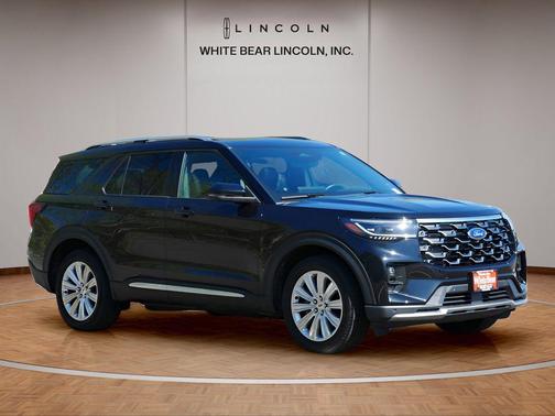 Black Metallic 2025 Ford Explorer Platinum