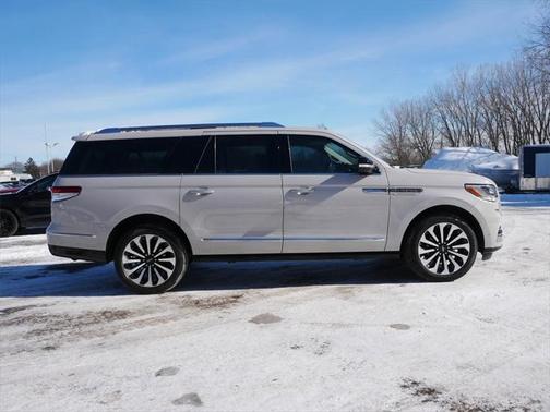 2024 Lincoln Navigator Reserve