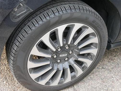 2024 Lincoln Navigator Black Label