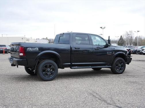 2017 RAM 2500 Laramie Crew Cab 4x4 6'4' Box