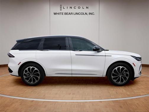 2024 Lincoln Nautilus Reserve
