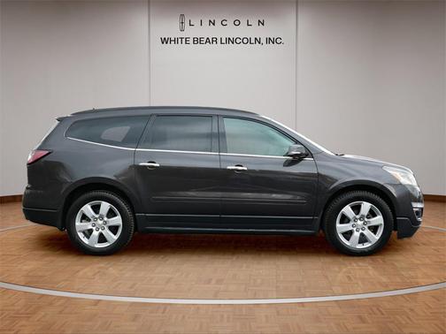 2017 Chevrolet Traverse 2LT