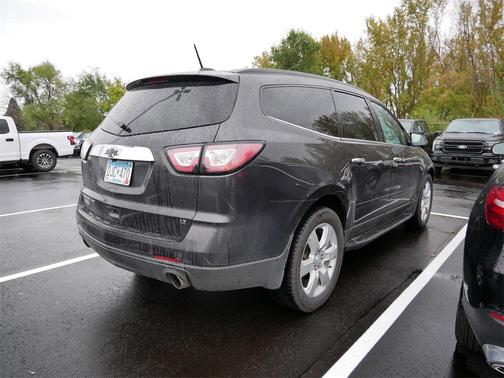 2017 Chevrolet Traverse 2LT