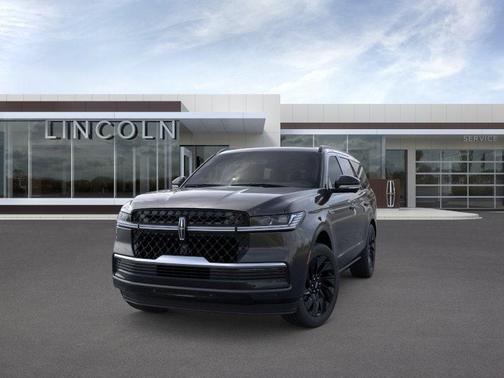 Infinite Black Metallic Clearcoat 2026 Lincoln Navigator Reserve