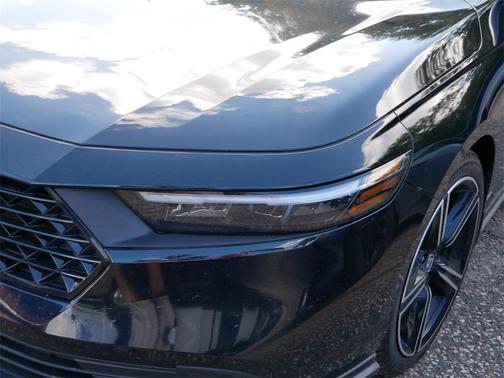 2023 Honda Accord Hybrid Base