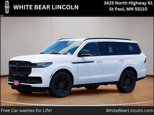 Pristine White Metallic Tri-Coat 2026 Lincoln Navigator Reserve