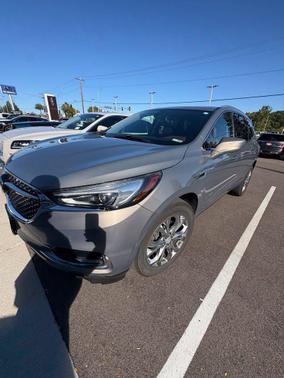 Pepperdust Metallic 2018 Buick Enclave Avenir