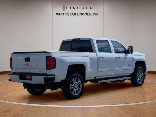 Summit White 2017 Chevrolet Silverado 2500 High Country
