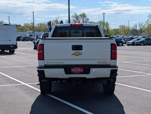 Summit White 2017 Chevrolet Silverado 2500 High Country