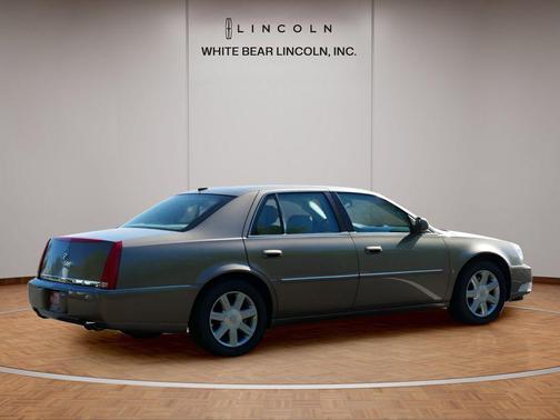 Radiant Bronze 2007 Cadillac DTS Luxury