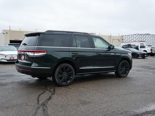 2022 Lincoln Navigator Black Label